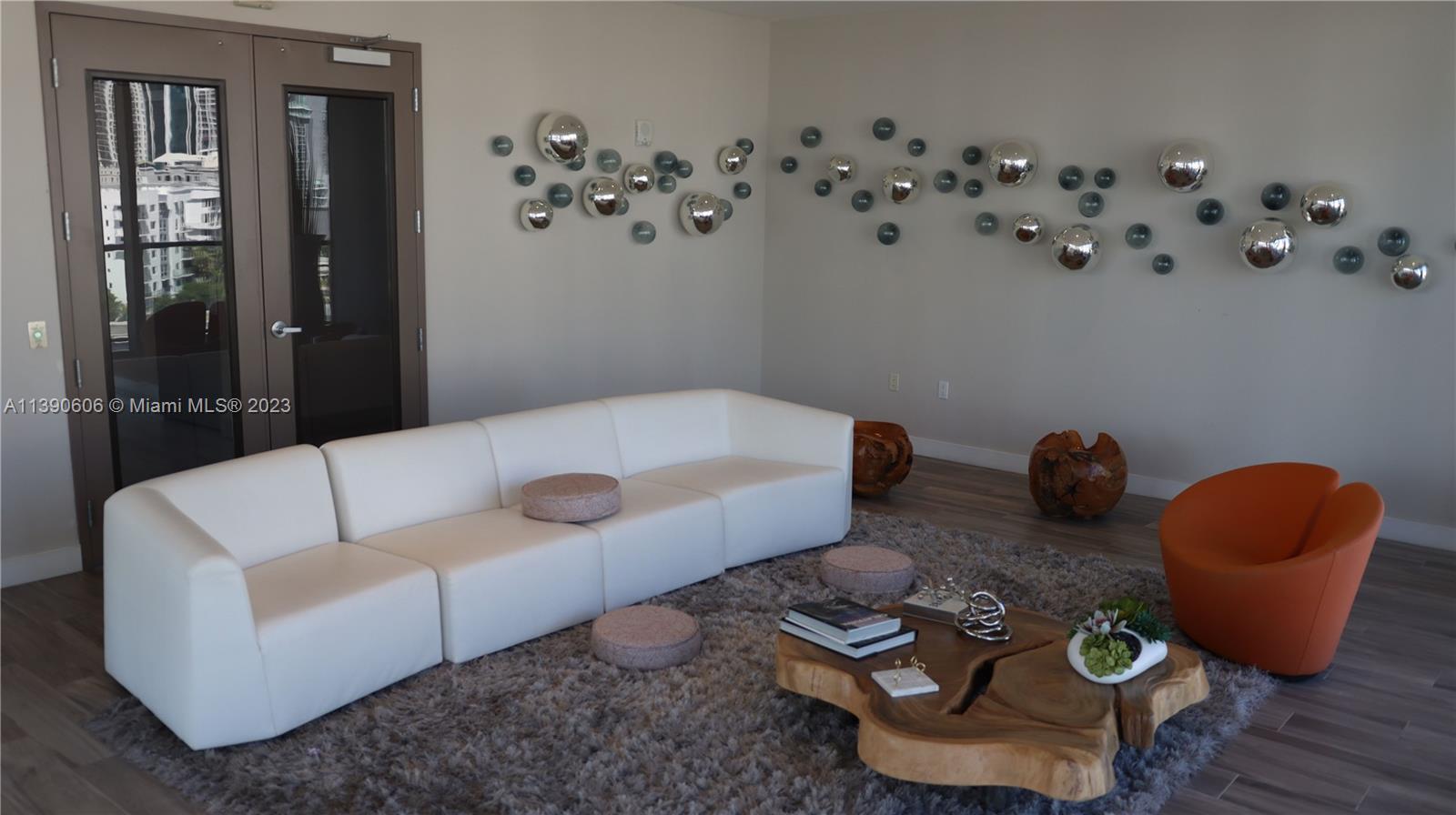 CASSA BRICKELL CONDO - Residential