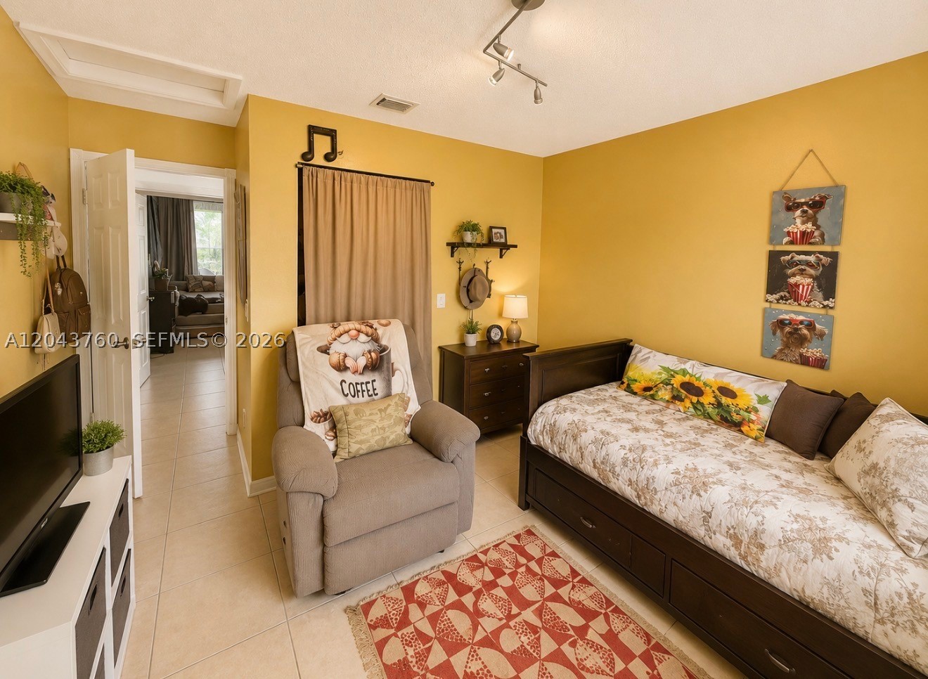 POD 9 AT MONARCH LAKES - Residential