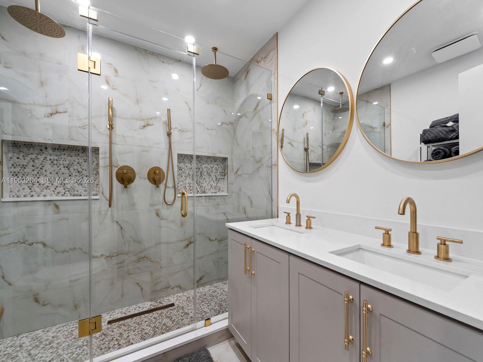NEW PASEOS CASTELLANOS CO - Residential