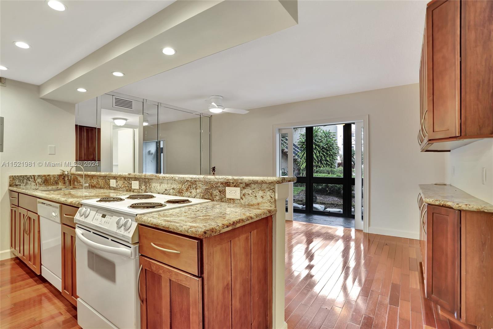 EMBARCADERO CONDO - Residential