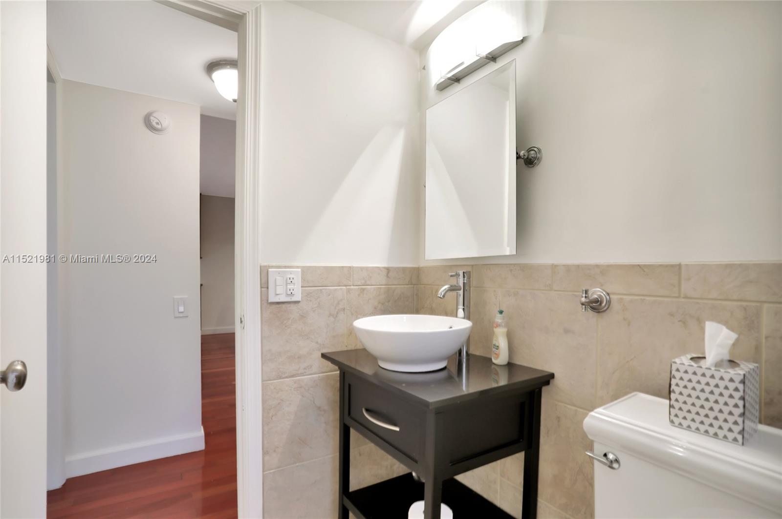 EMBARCADERO CONDO - Residential