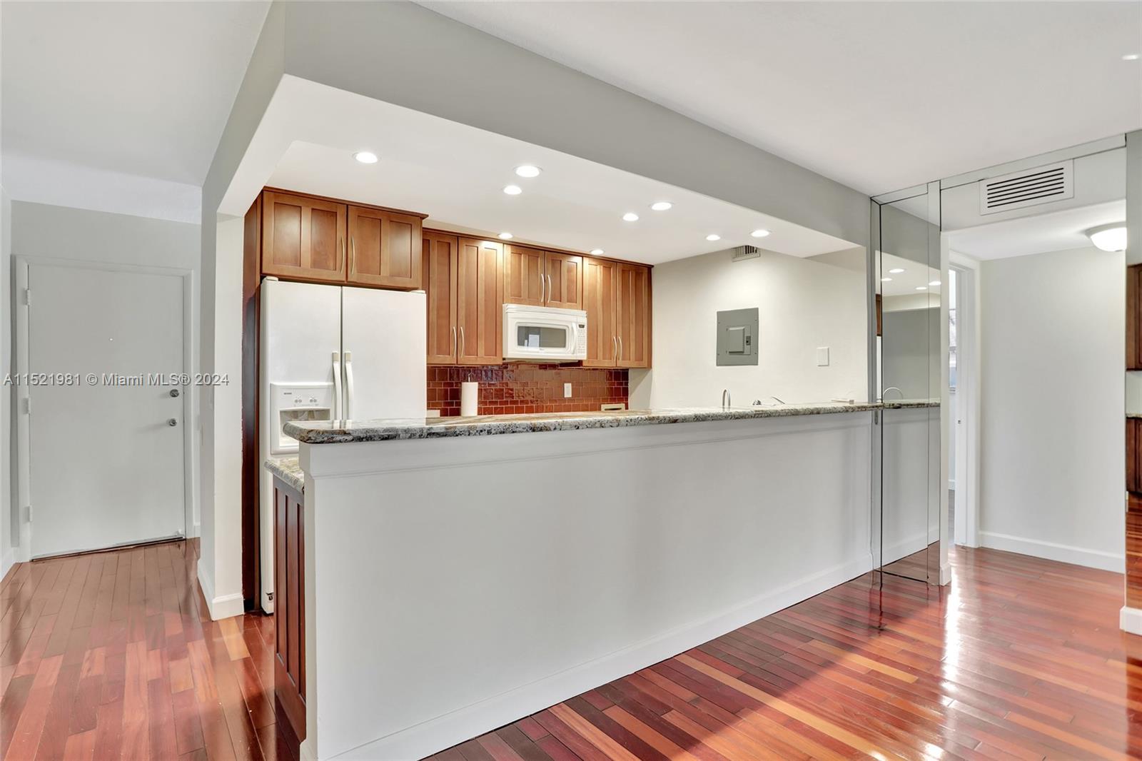 EMBARCADERO CONDO - Residential