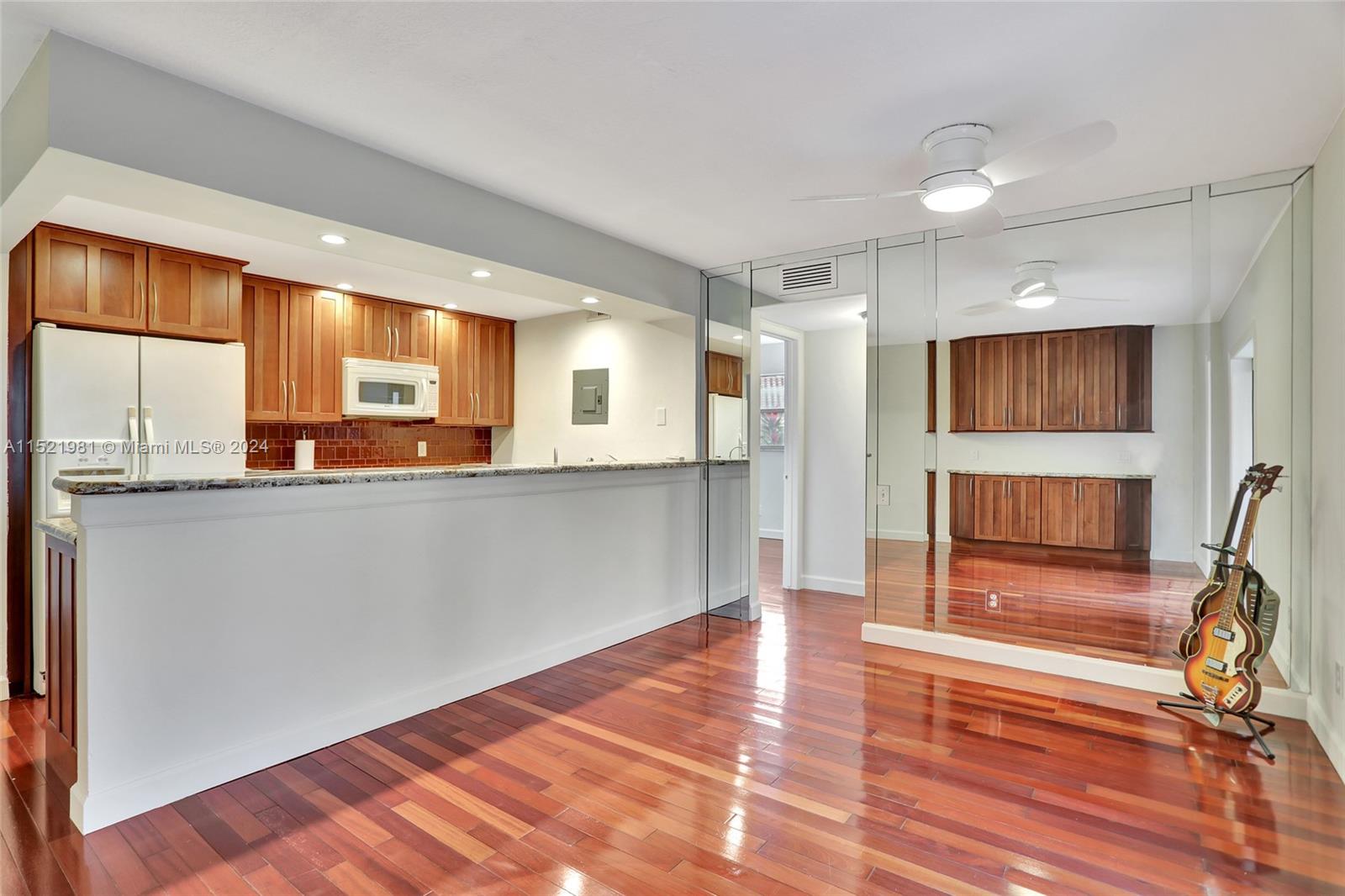 EMBARCADERO CONDO - Residential