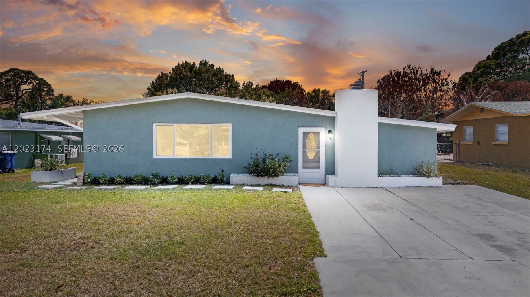 MARAVILLA ESTATES - Residential