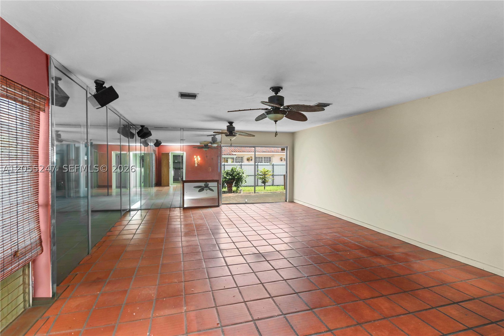 SOUTHERN ESTATES 9TH ADDN - Residential