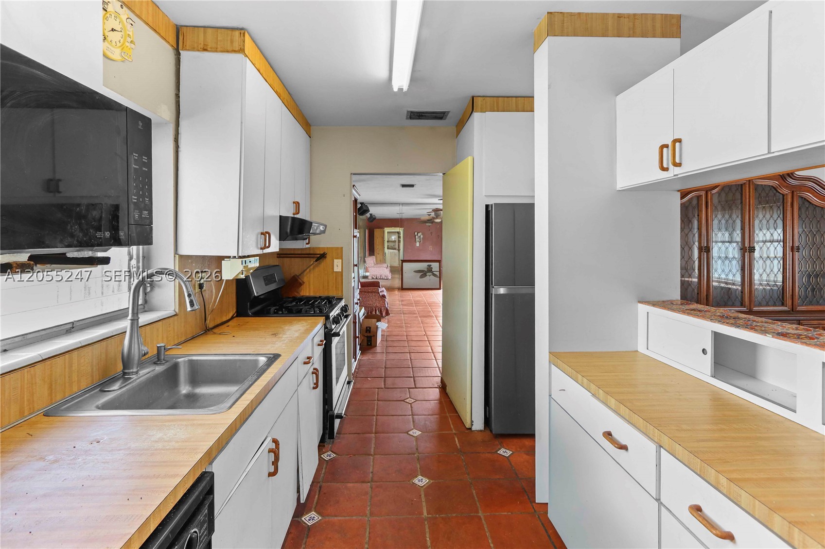 SOUTHERN ESTATES 9TH ADDN - Residential