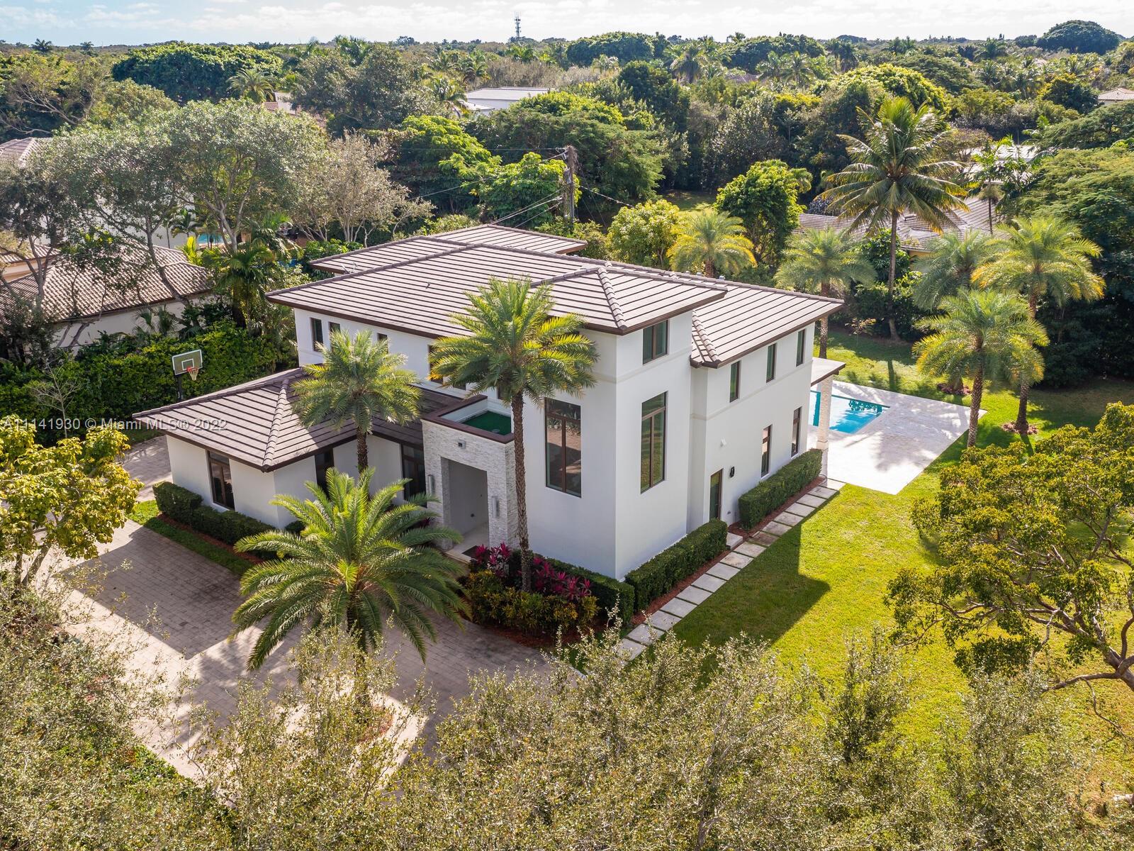 COLLINS ACRES - Residential