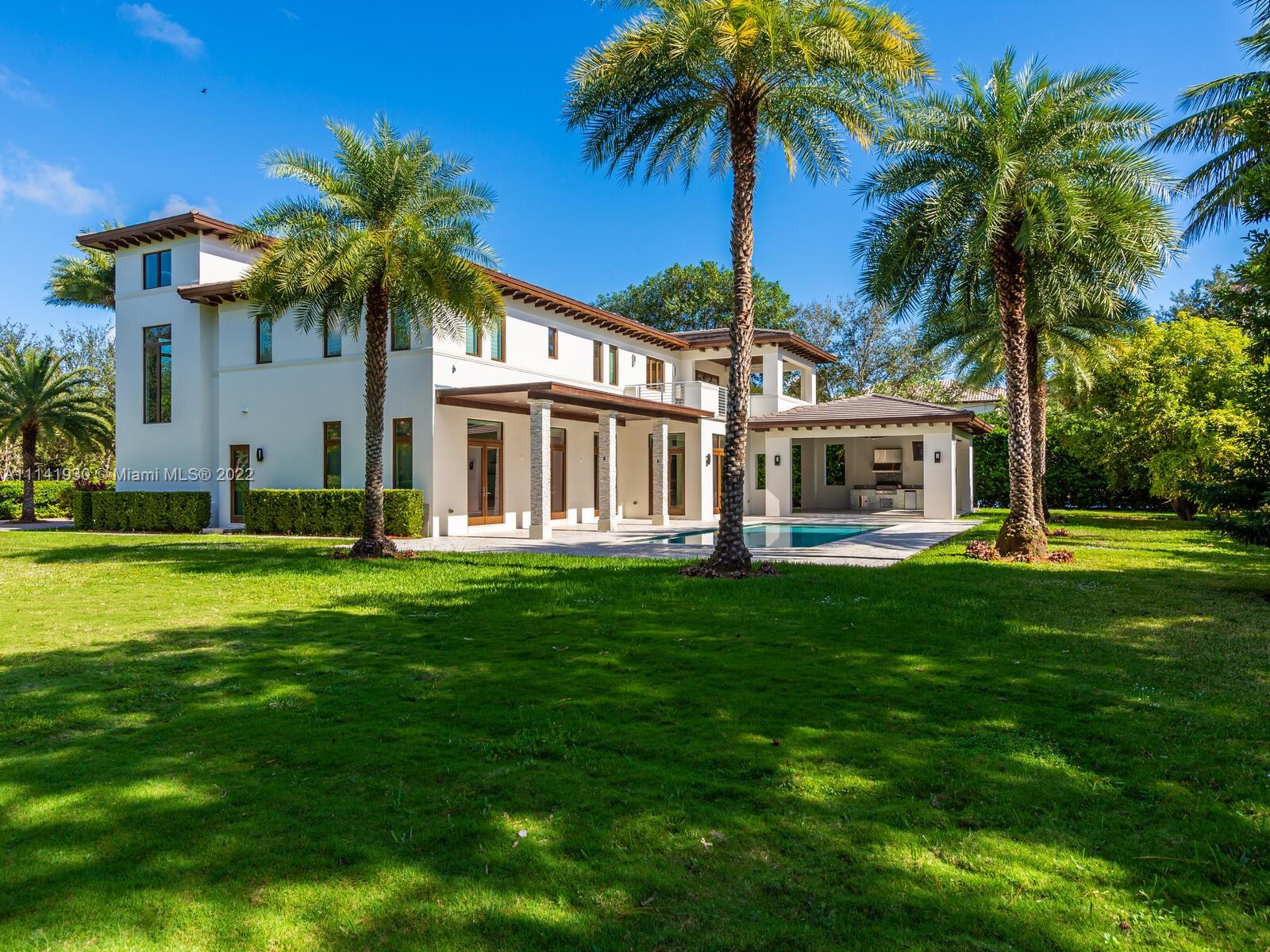 Magnificent Mansion in the heart of Pinecrest, your home, your joy, your place to enjoy. Breathtaking areas all around, most luxurious finishes, marble floors, high ceilings, internal elevator, bbq area, pleasant community, a dream in place.