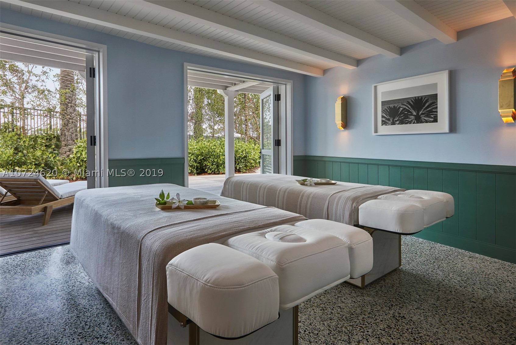Surf Club Condo - Residential