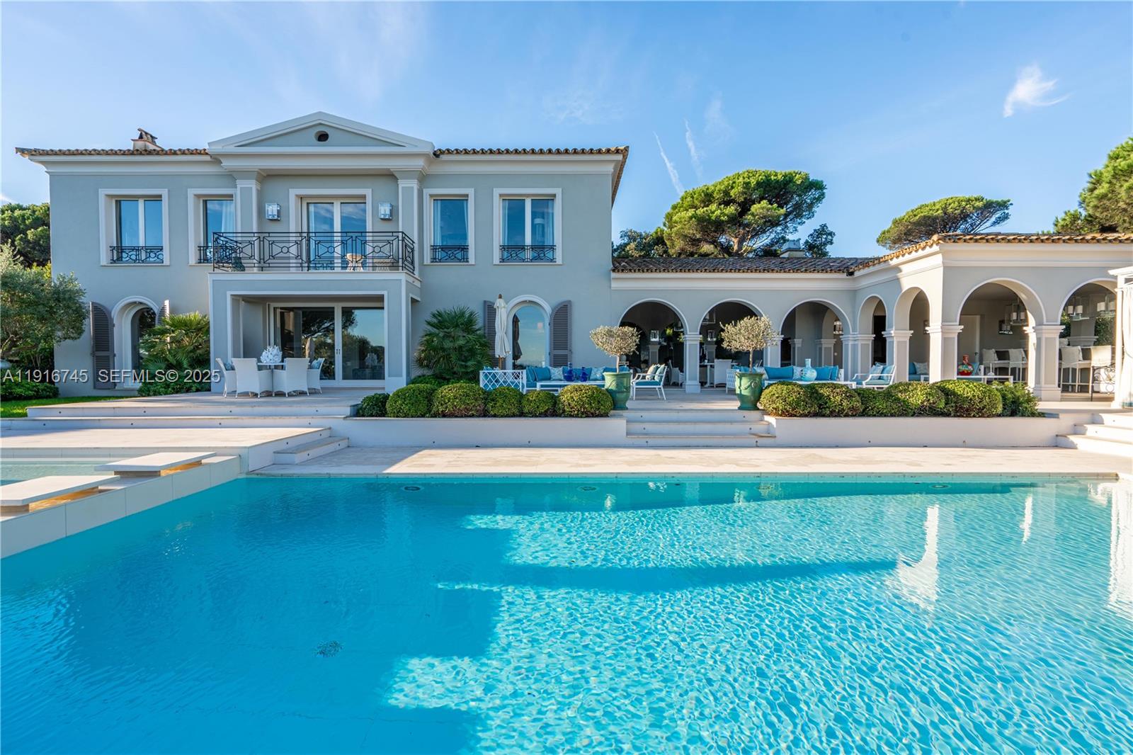 Saint Tropez - Residential