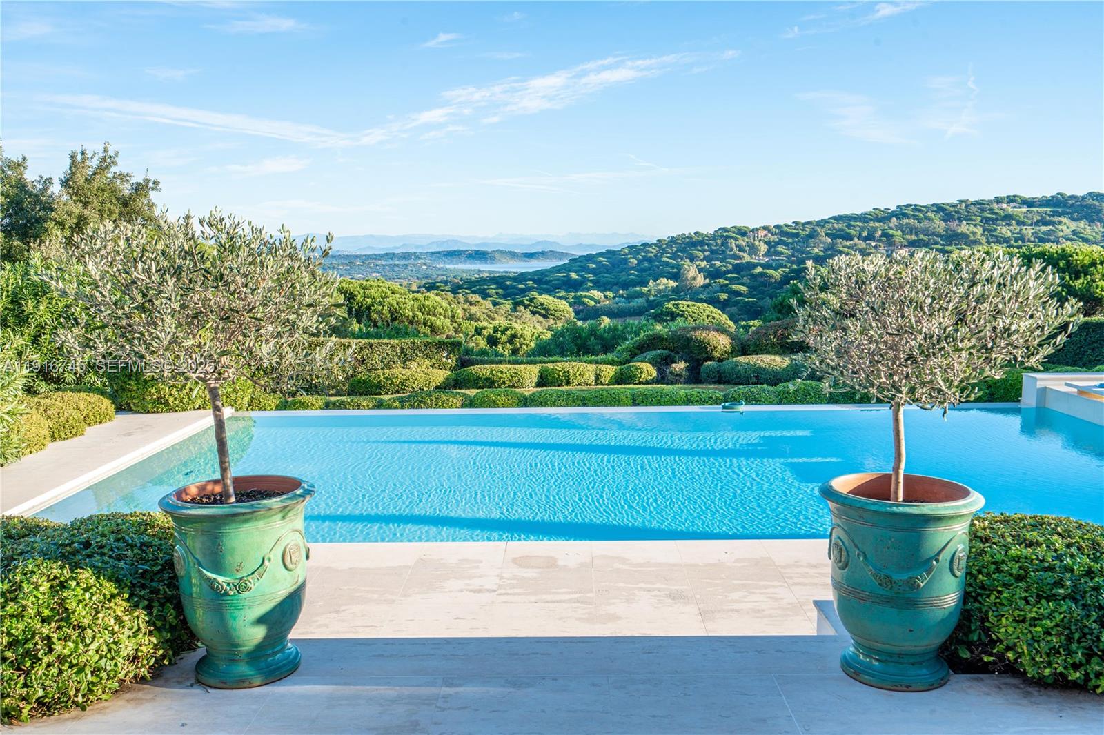 Saint Tropez - Residential