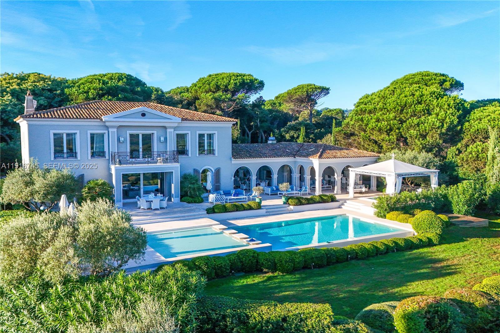 Saint Tropez - Residential
