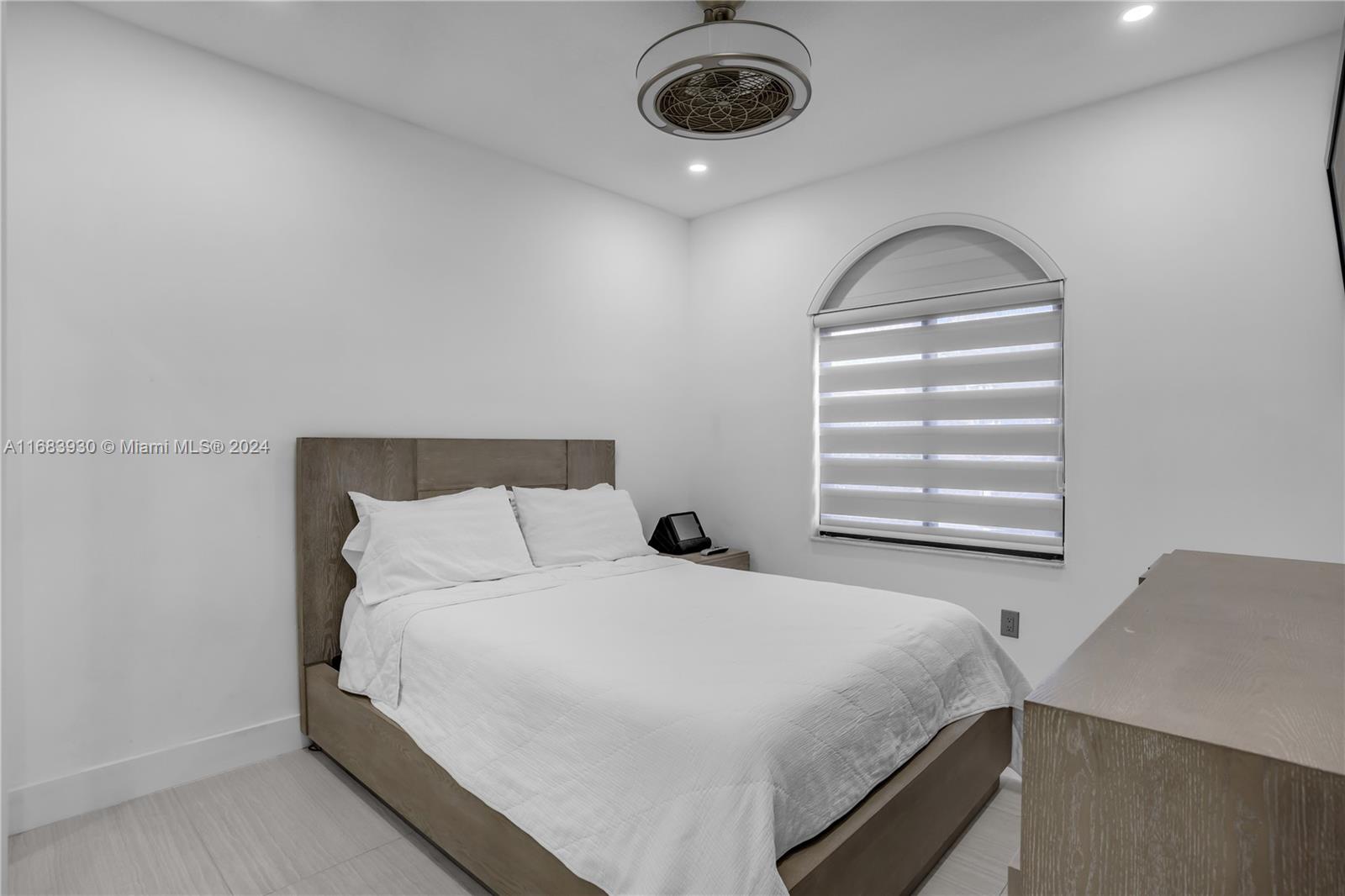 BISMARK HOMES AT VENEZIA - Residential