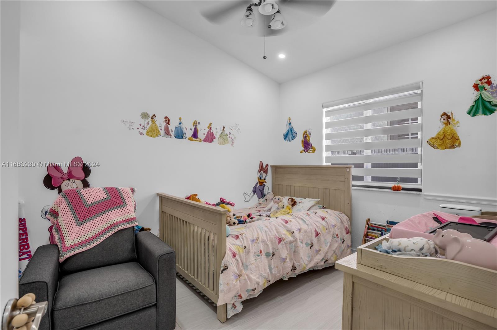 BISMARK HOMES AT VENEZIA - Residential