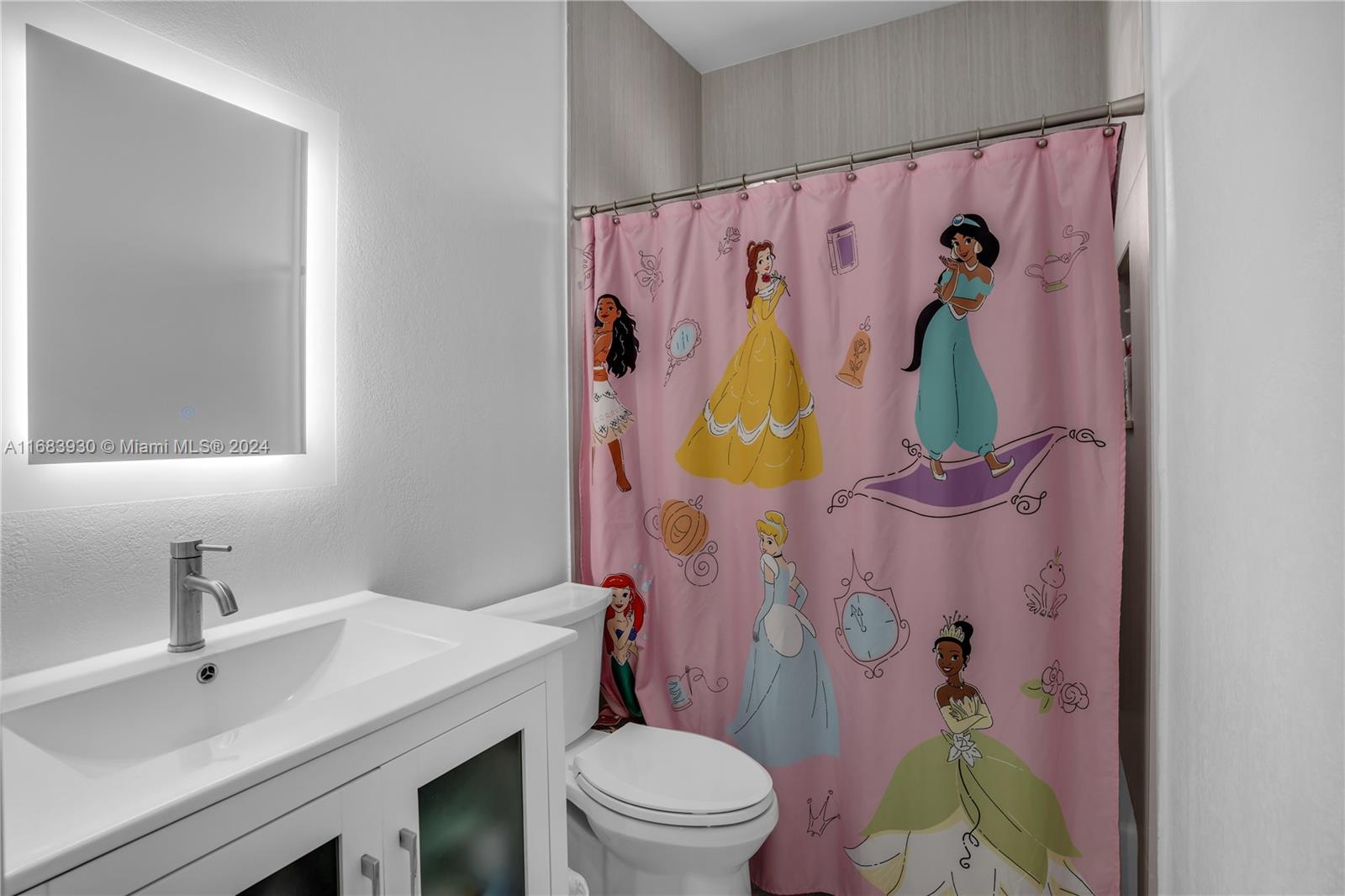 BISMARK HOMES AT VENEZIA - Residential