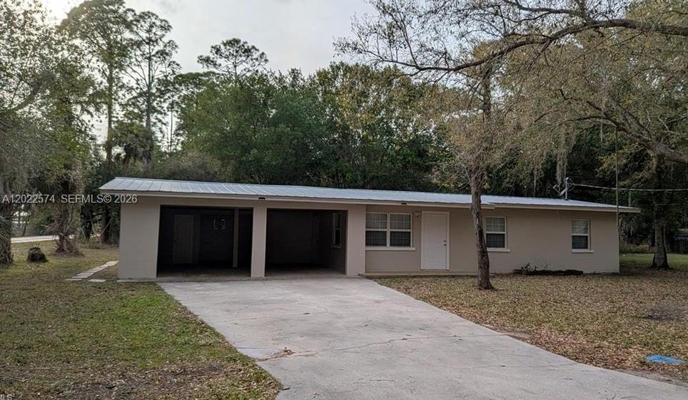 Great and Renovated property in La Belle FL! This property is Perfect for first Home Buyers or Investment property with long Rentals. This property has 4 beds /2 Baths, Freshly Painted, new Floors with Big carport Attached. Big yard with oversized lot with 0.36 acres. Central Location, near to Downtown La Belle. Don't Miss out!