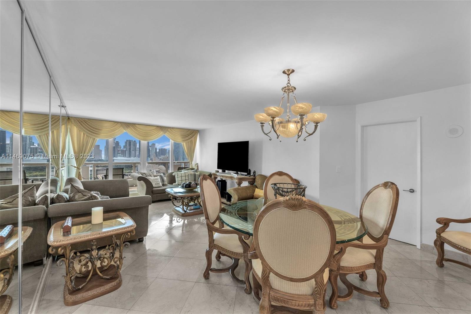 The Grand Condominium - Residential Lease