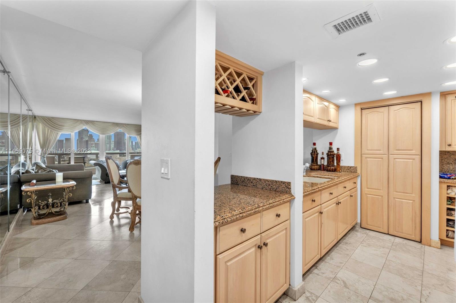 The Grand Condominium - Residential Lease