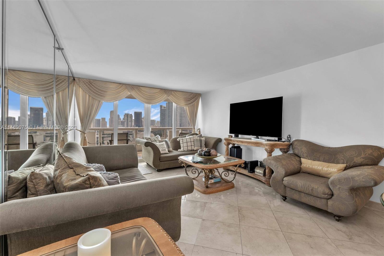 The Grand Condominium - Residential Lease