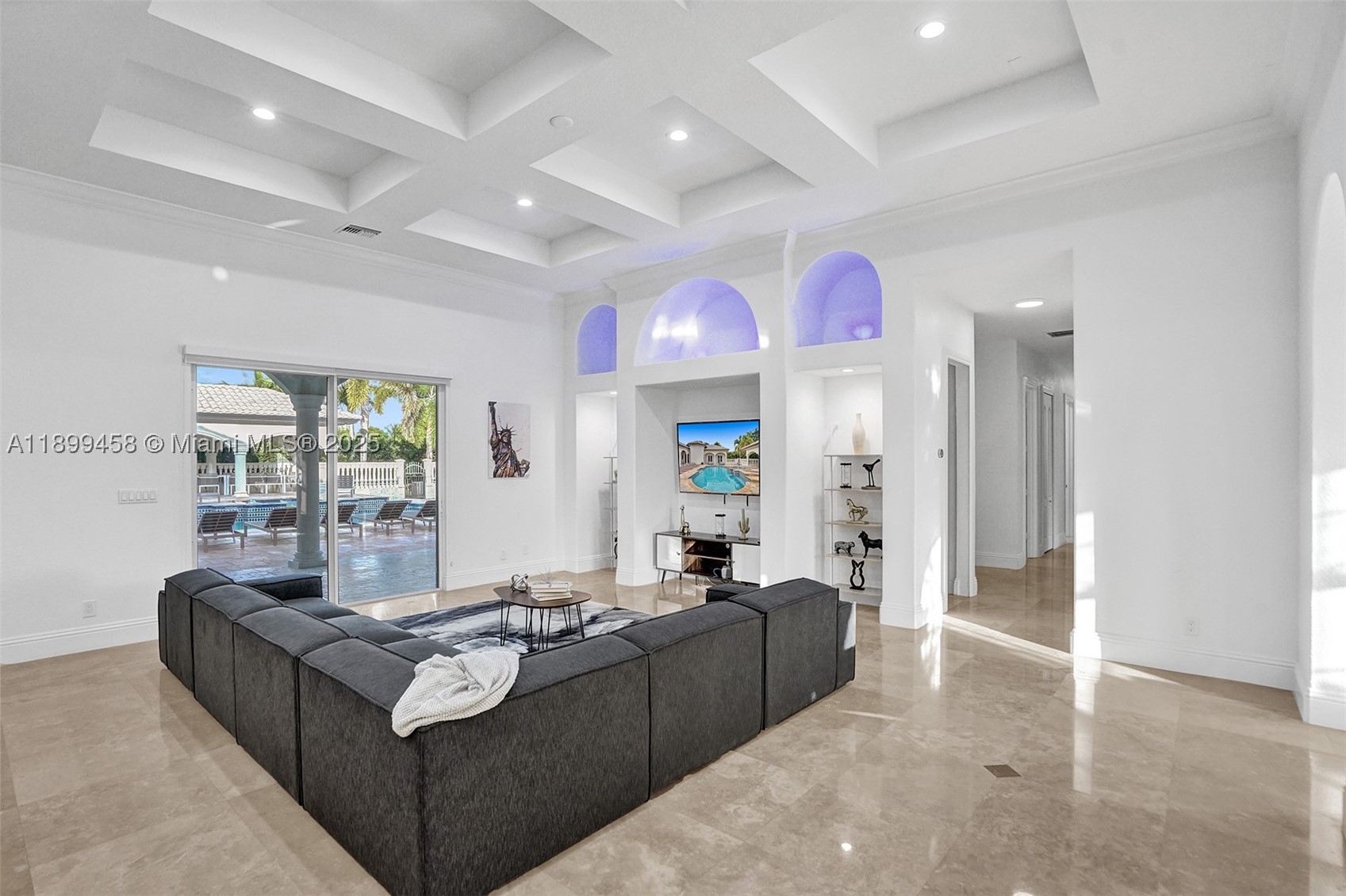 PINE MEADOW ESTATES - Residential