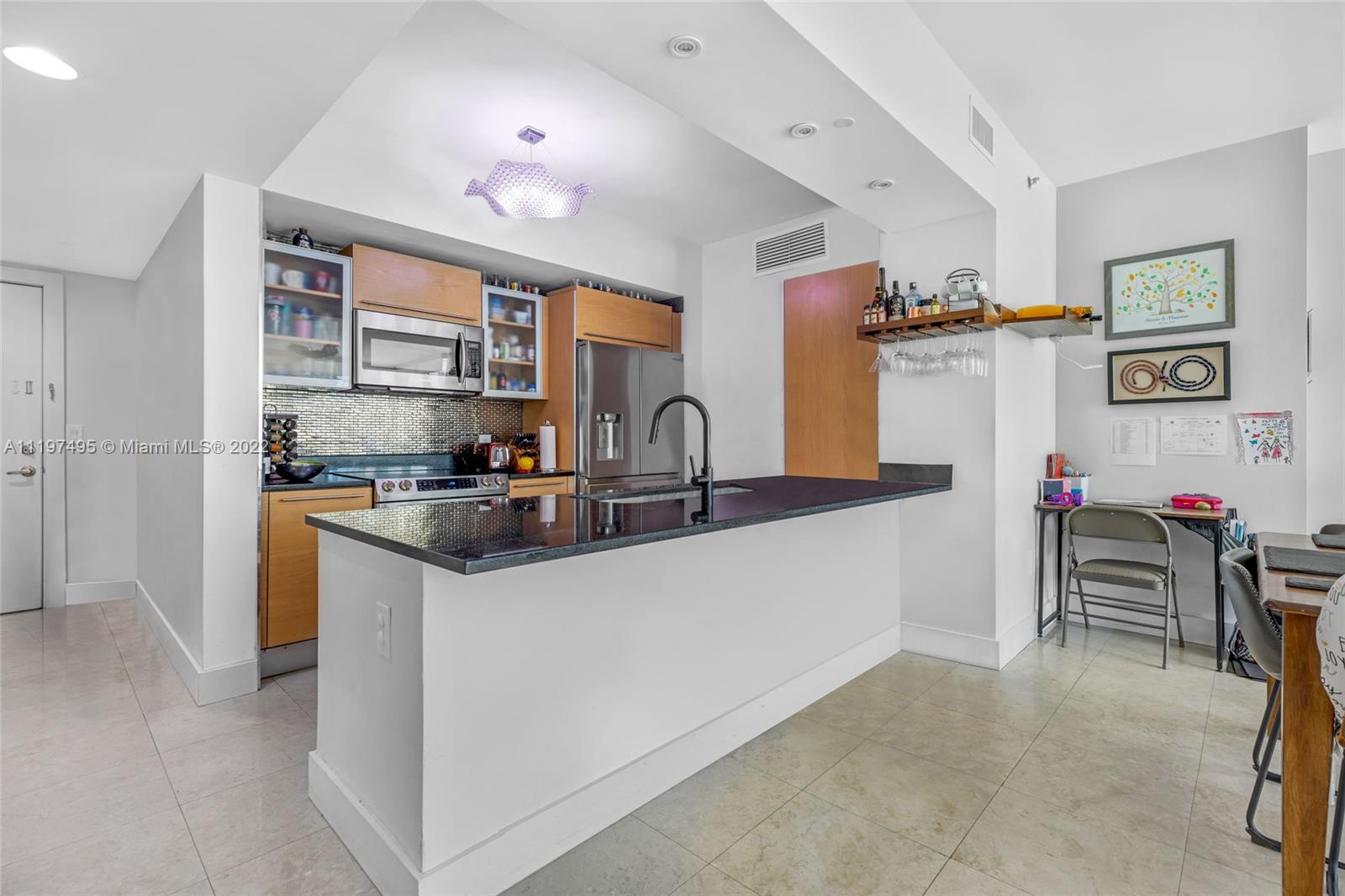 Amazing 1,298 SF 2 bedroom 2.5 bath unit in the most centric location of Brickell. Walking access to Metro Mover and Metro rail, trolley - amazing multi-modal urban living in the hear of Downtown. The unit features Elfa designed closets, a newly remodeled bathroom and updated appliances. Two large pools with grill, jacuzzi, gym, theater room, Large Club room for social events available in the Plaza. Parking space is on the same floor as the unit. Enjoy the walkability of Brickell with its many restaurants, bars, schools, day cares and family friendly community. Here in the finance district, central to large national employers - Microsoft, Salesforce and more coming  in this employment hub.