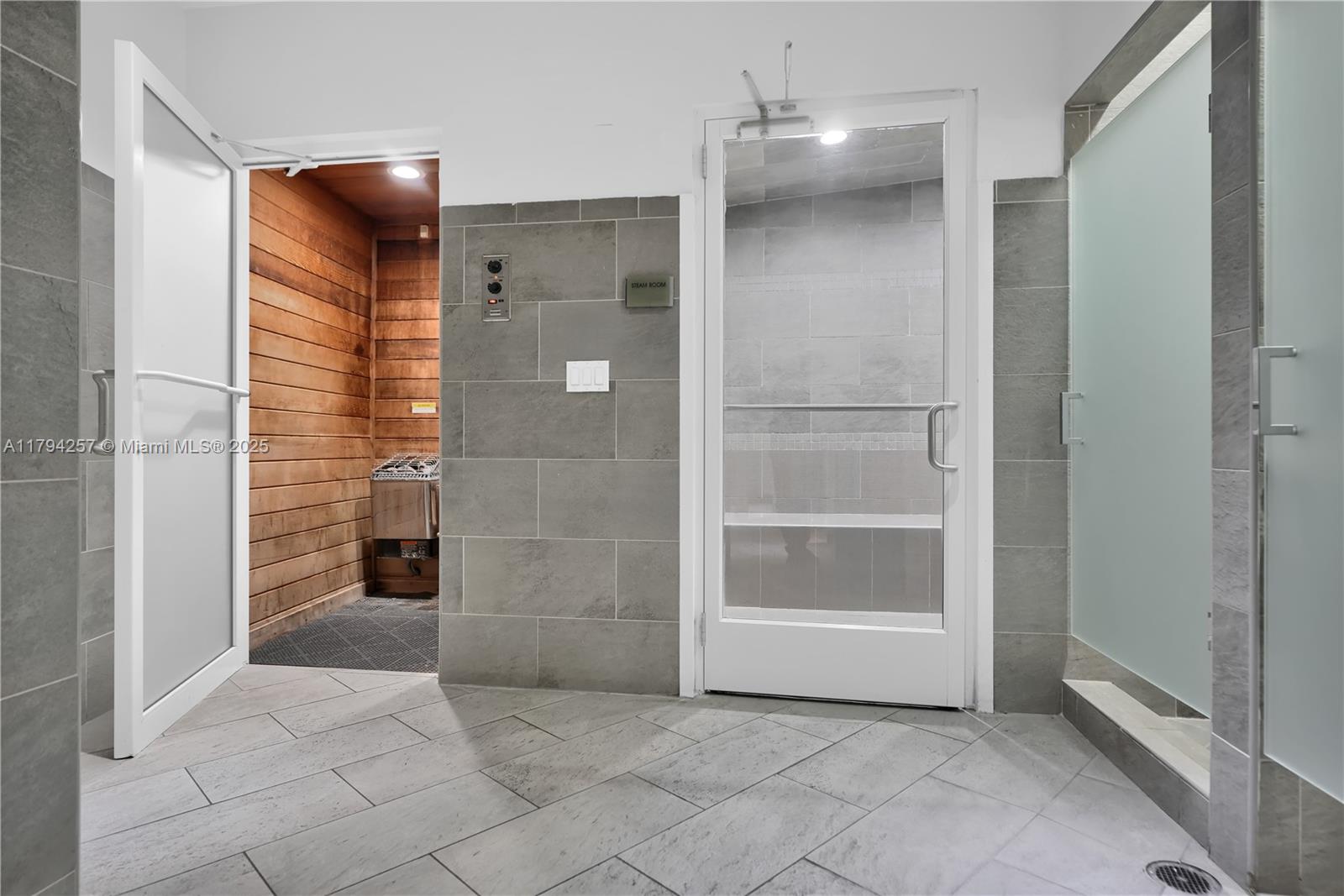 FOUR MIDTOWN MIAMI CONDO - Residential Lease