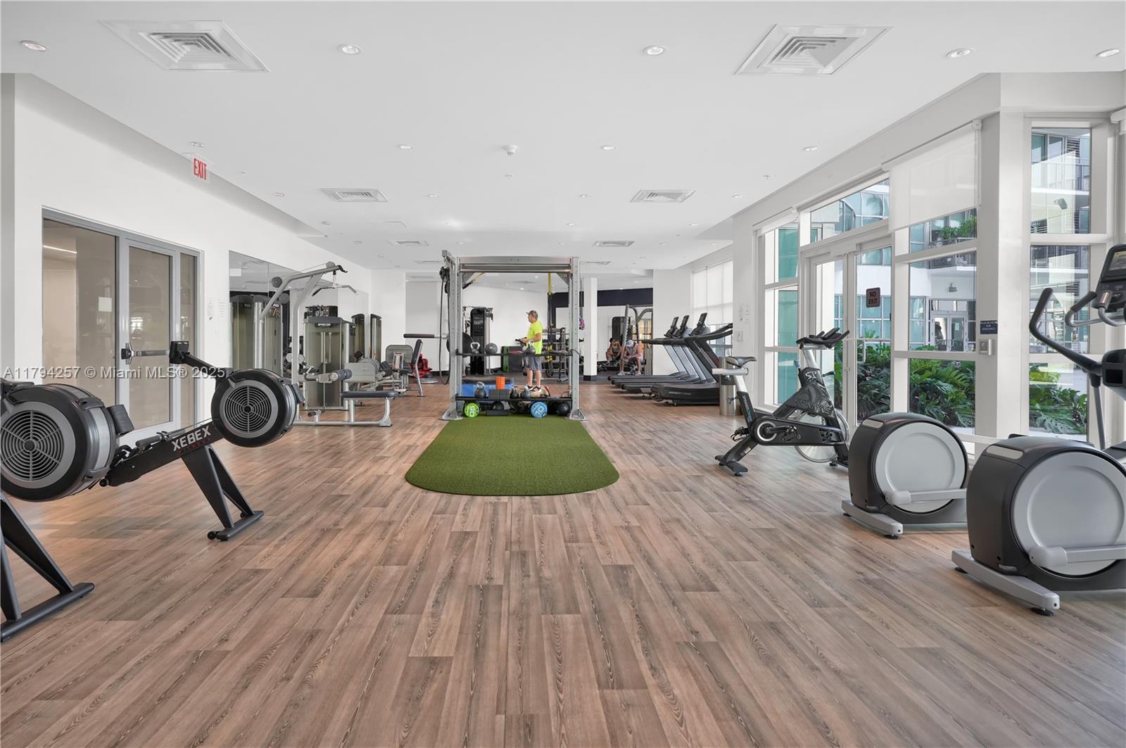 FOUR MIDTOWN MIAMI CONDO - Residential Lease