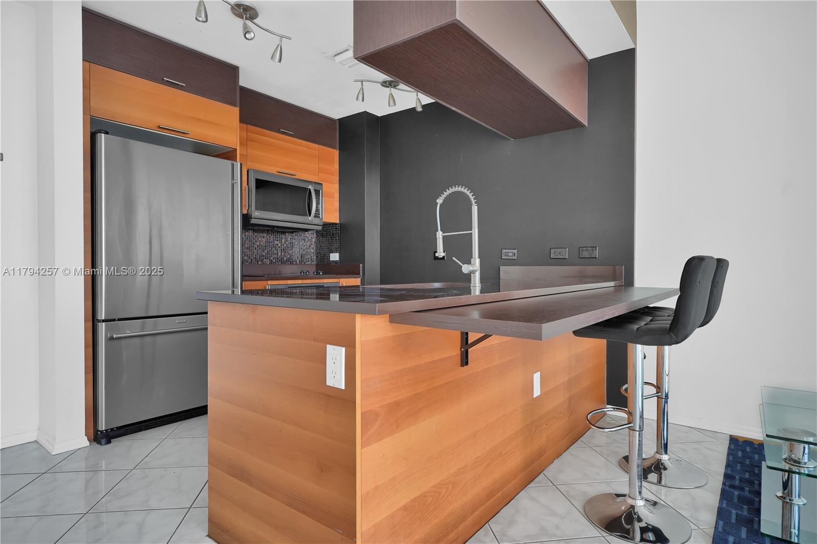 FOUR MIDTOWN MIAMI CONDO - Residential Lease