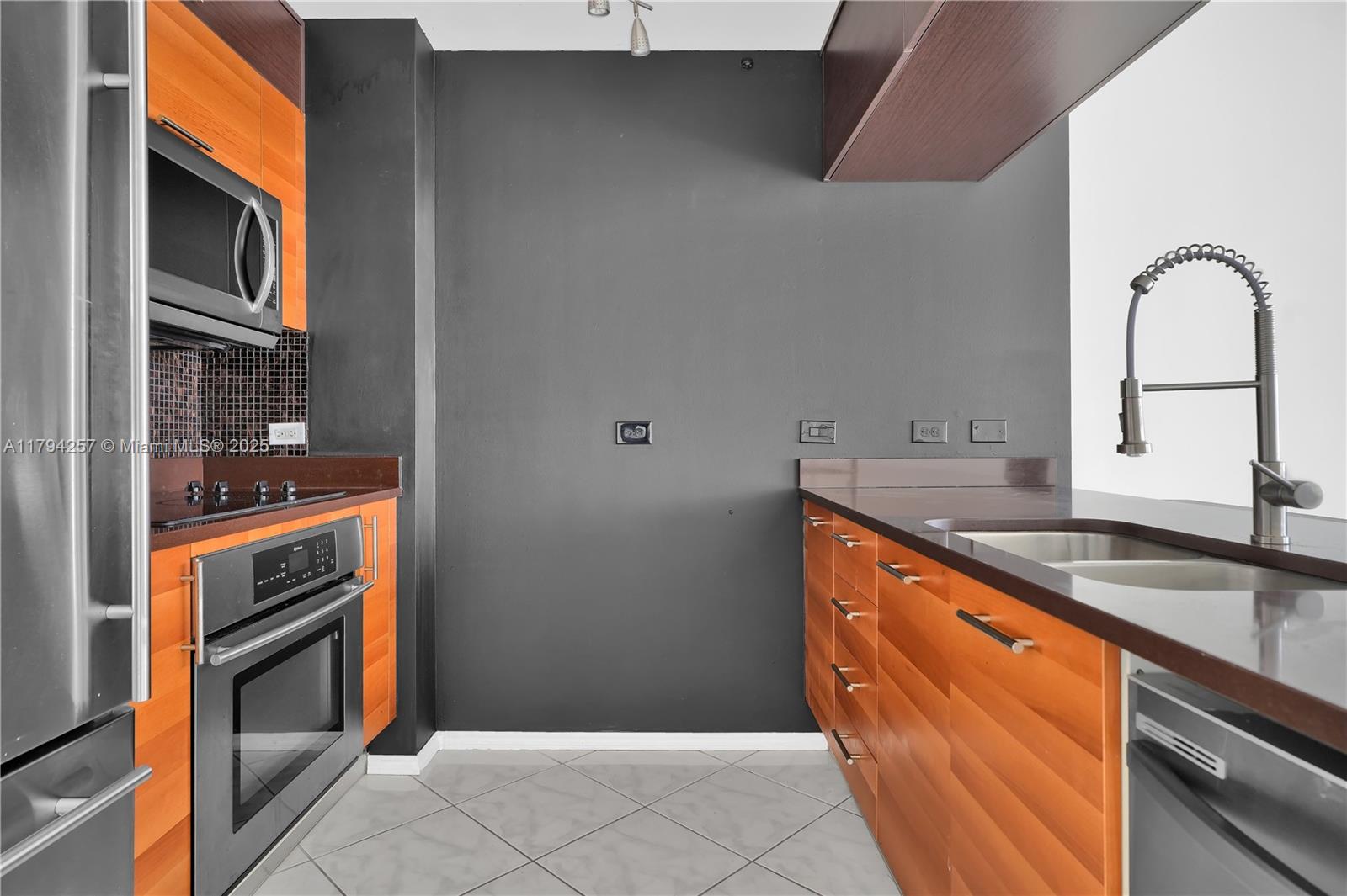 FOUR MIDTOWN MIAMI CONDO - Residential Lease