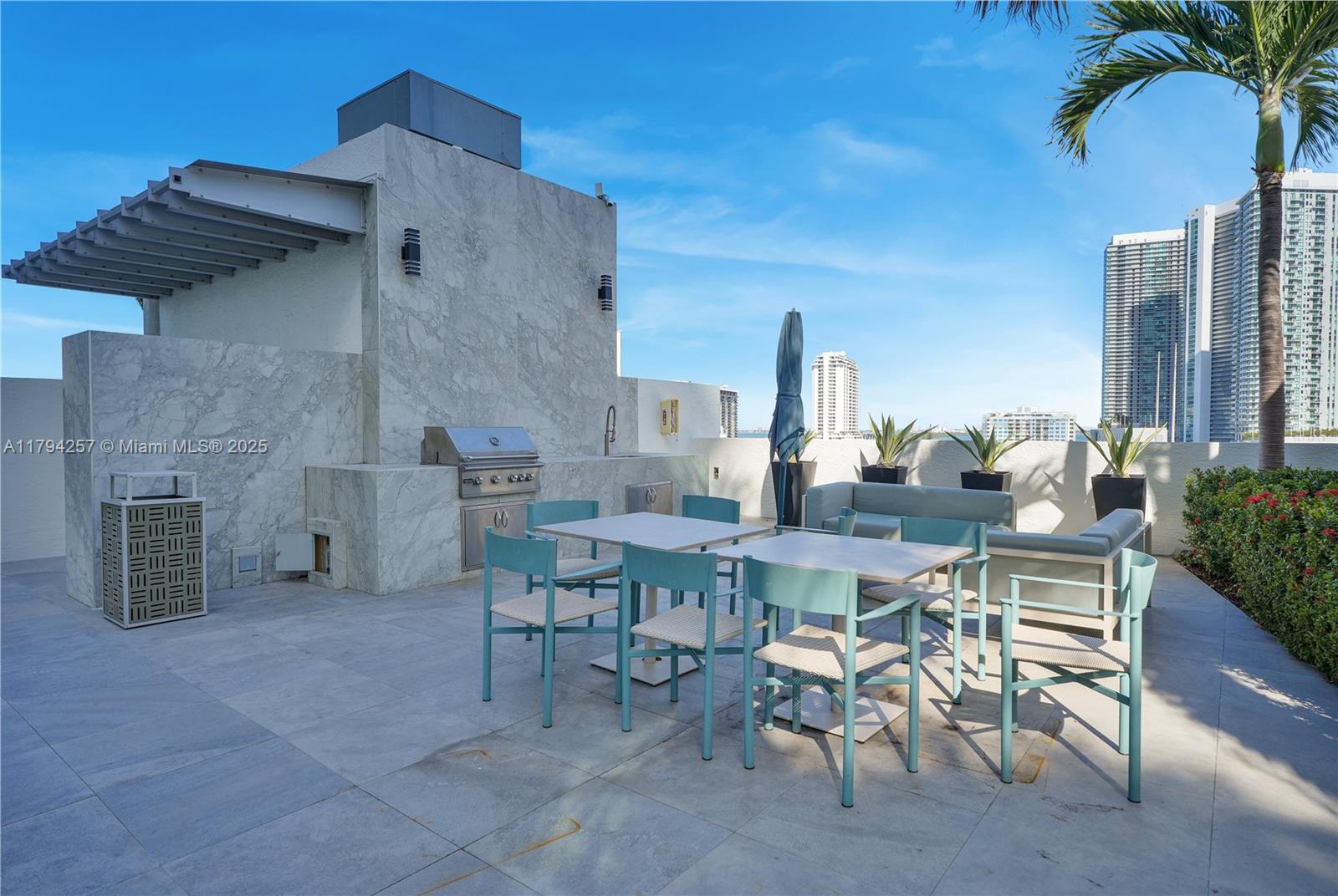 FOUR MIDTOWN MIAMI CONDO - Residential Lease