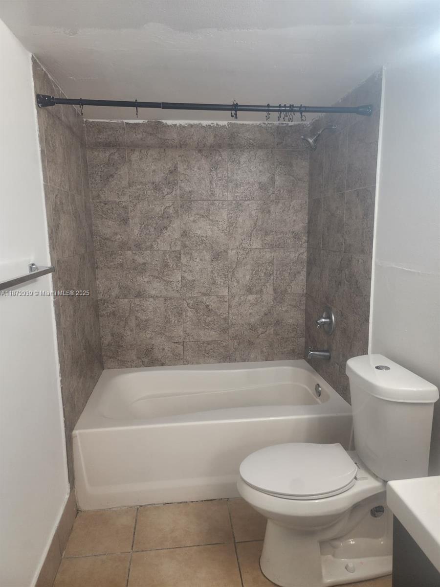 ENCLAVE AT DORAL CONDO NO - Residential Lease