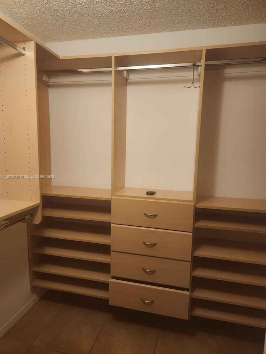 ENCLAVE AT DORAL CONDO NO - Residential Lease