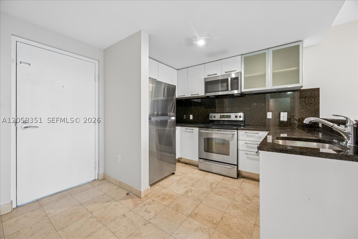 LOFTS AT MAYFAIR CONDO - Residential