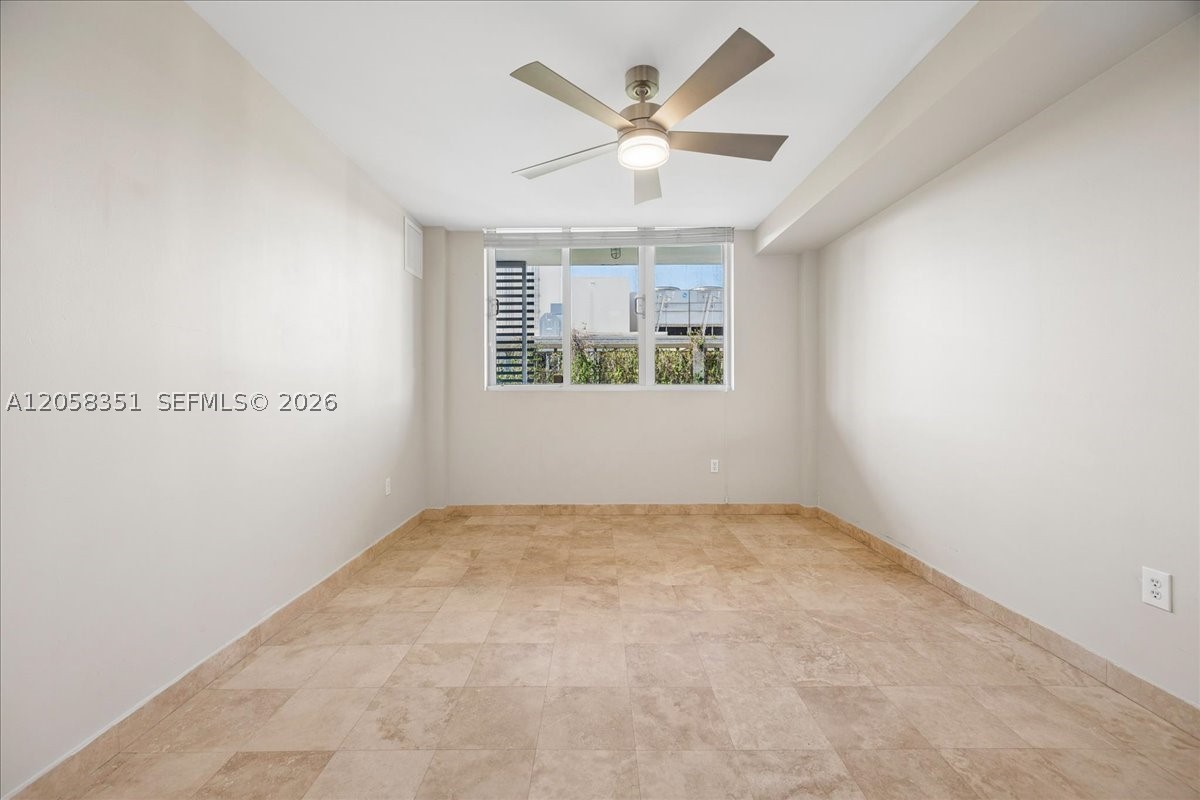 LOFTS AT MAYFAIR CONDO - Residential