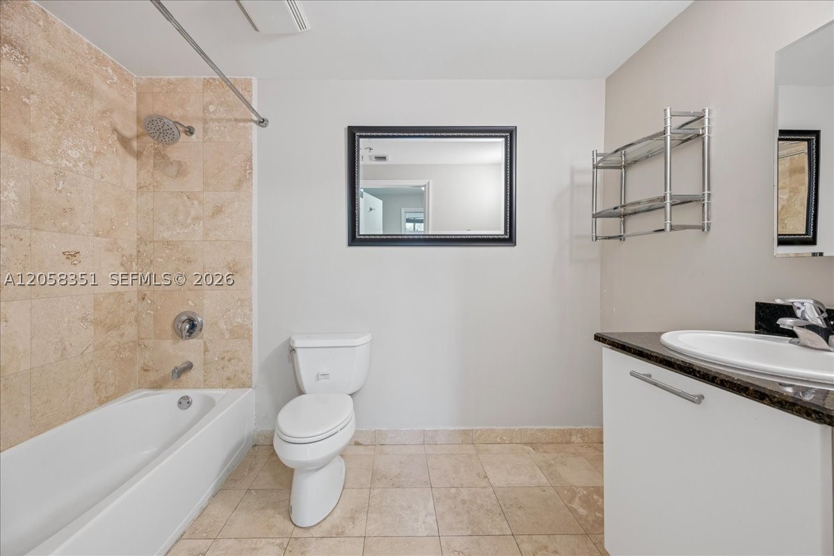 LOFTS AT MAYFAIR CONDO - Residential