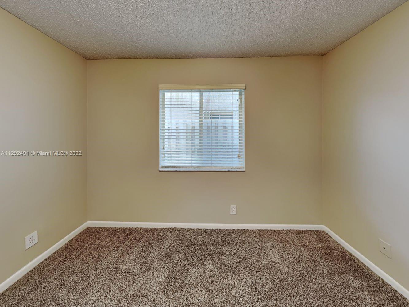 SECTORS 3 & 4 BOUNDARY PL - Residential Lease