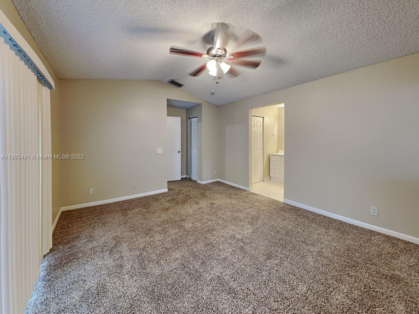 SECTORS 3 & 4 BOUNDARY PL - Residential Lease