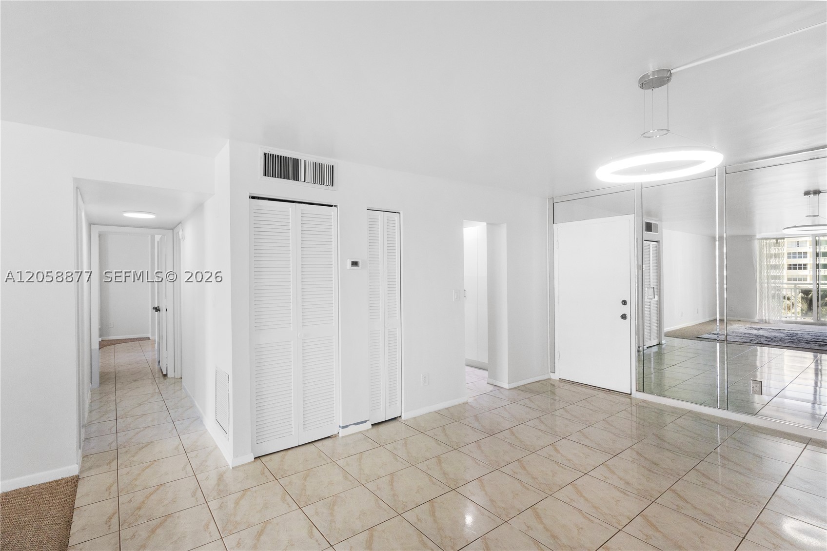 PLAZA TOWERS SOUTH CONDO - Residential