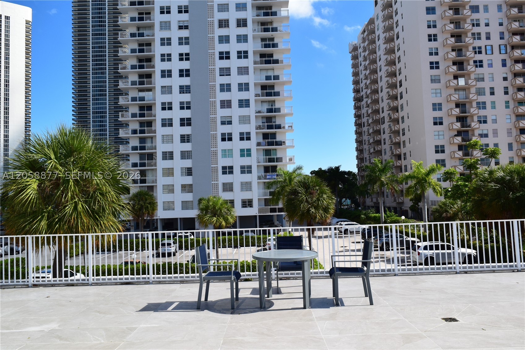PLAZA TOWERS SOUTH CONDO - Residential