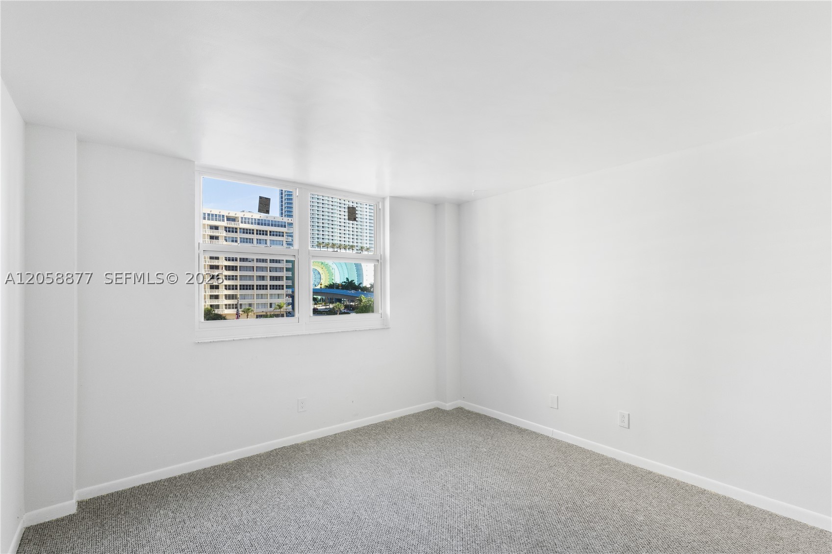 PLAZA TOWERS SOUTH CONDO - Residential