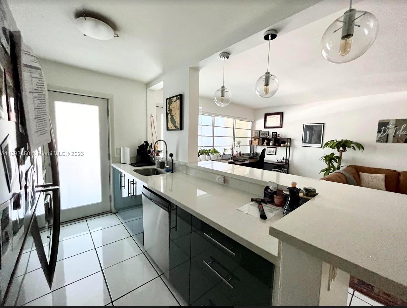 FLAMINGO PARKVIEW CONDO - Residential Lease