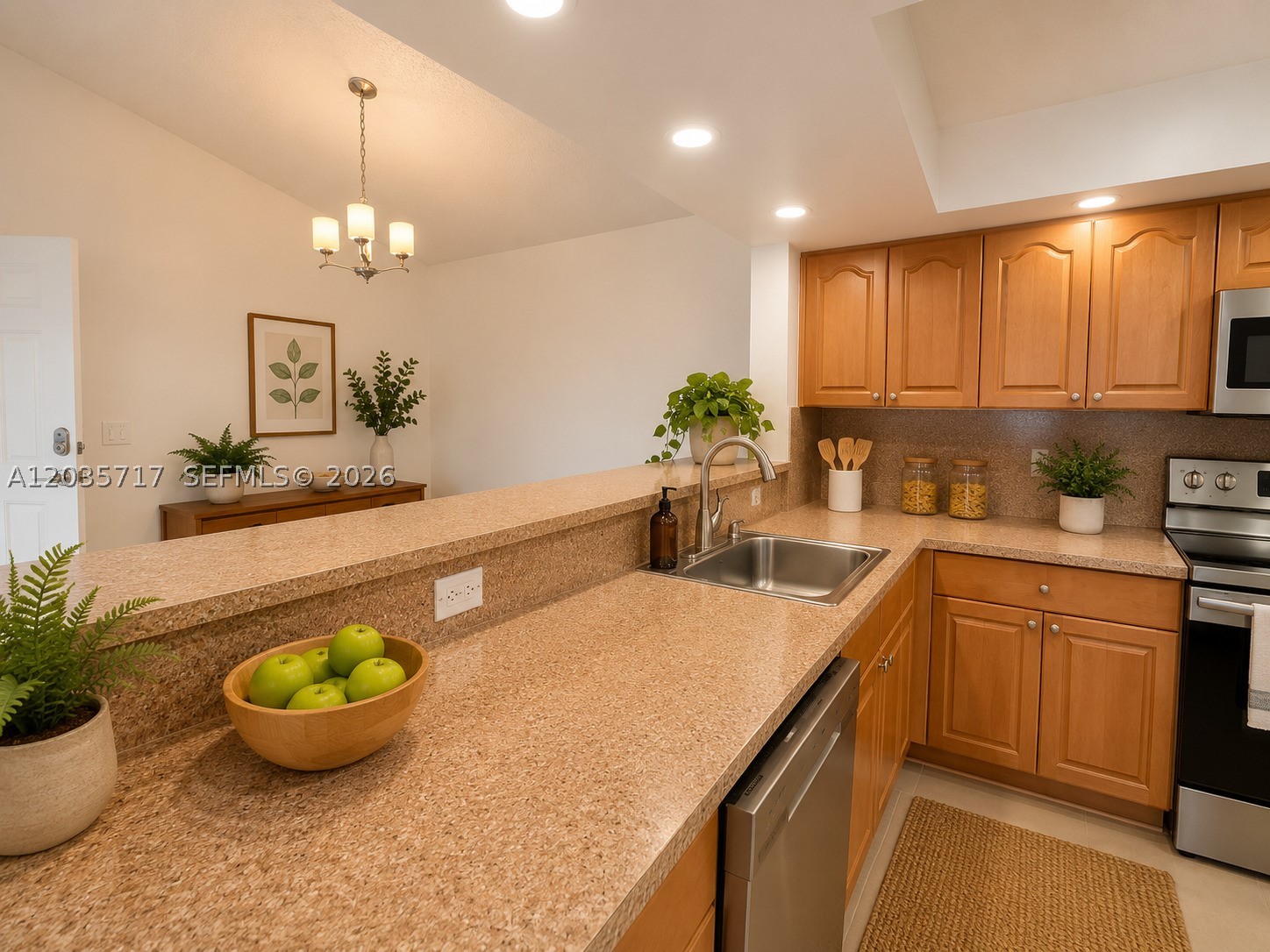 VILLA RUSTICA I CONDO - Residential Lease