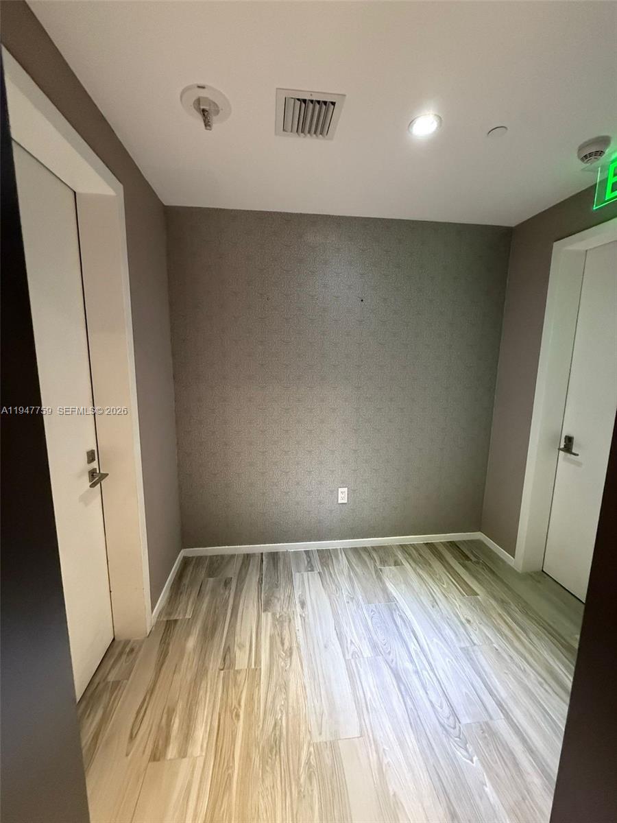 801 SMA RESIDENCES CONDO - Residential Lease