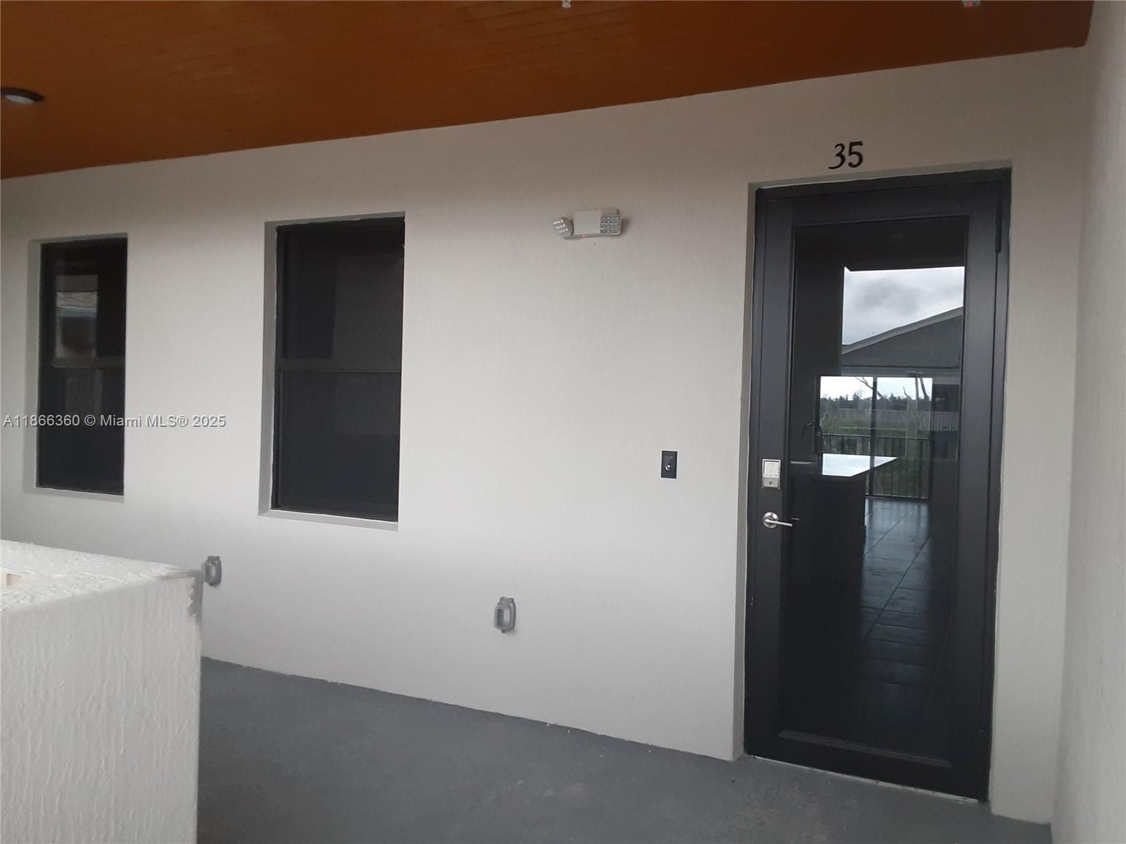 APEX AT PARK CENTRAL COND - Residential