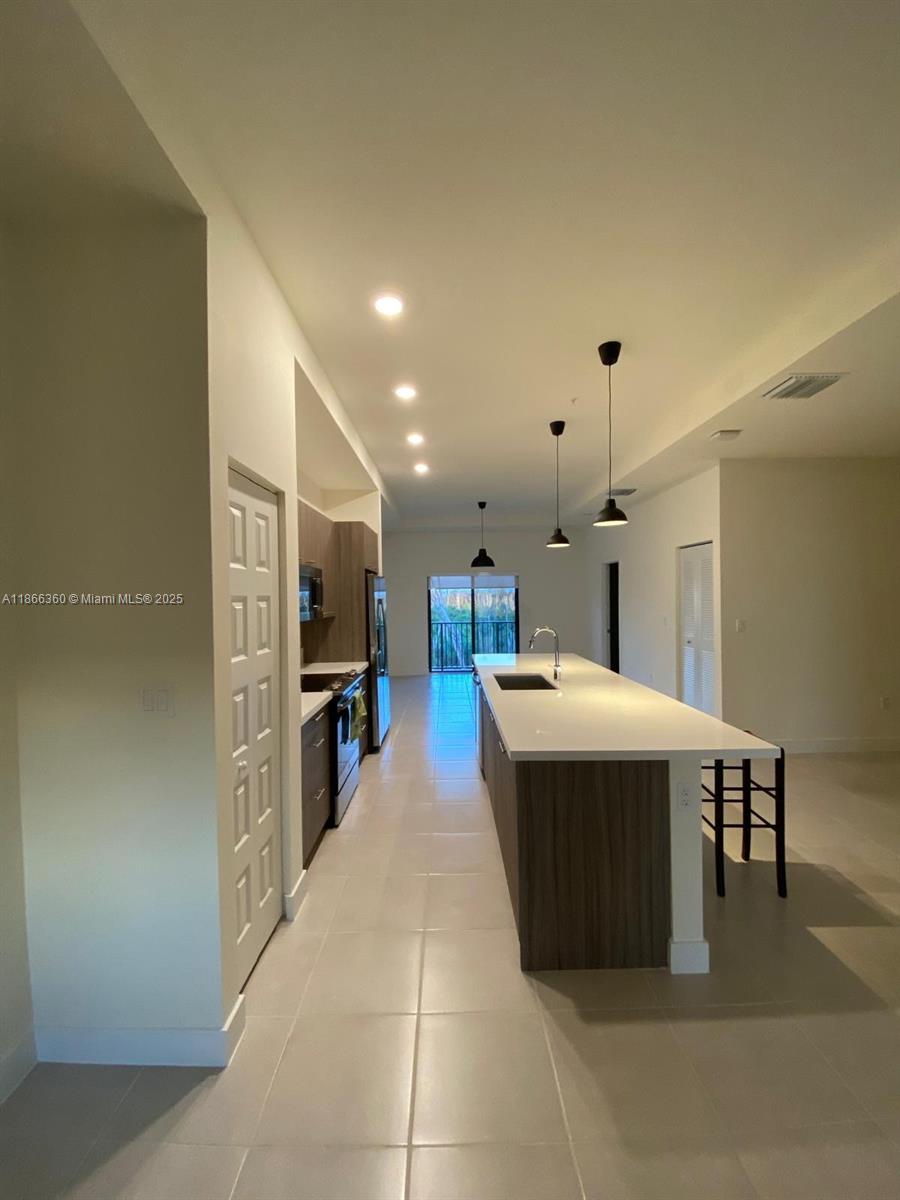APEX AT PARK CENTRAL COND - Residential