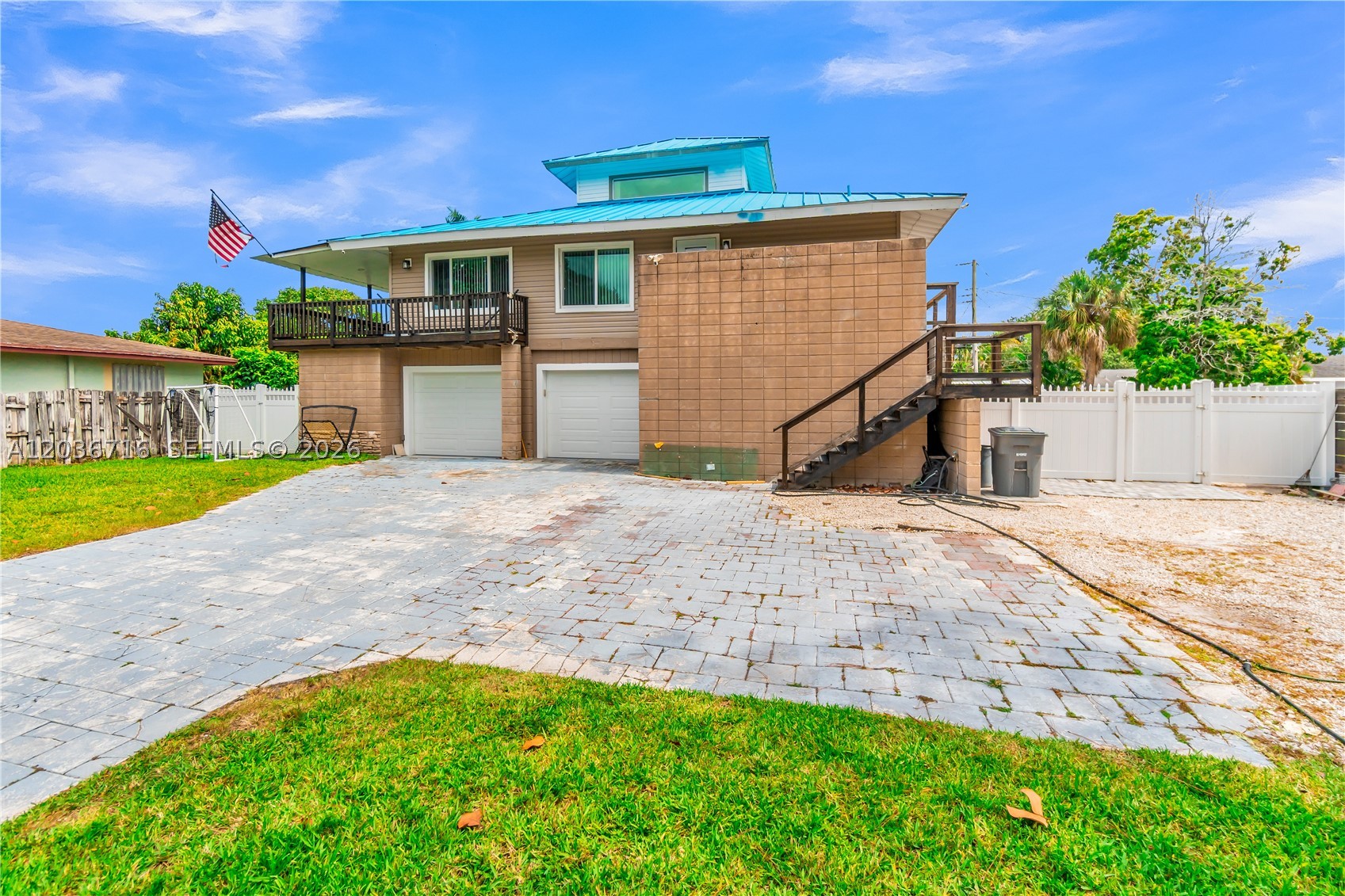 COUNTRY CLUB ACRES 5 - Residential