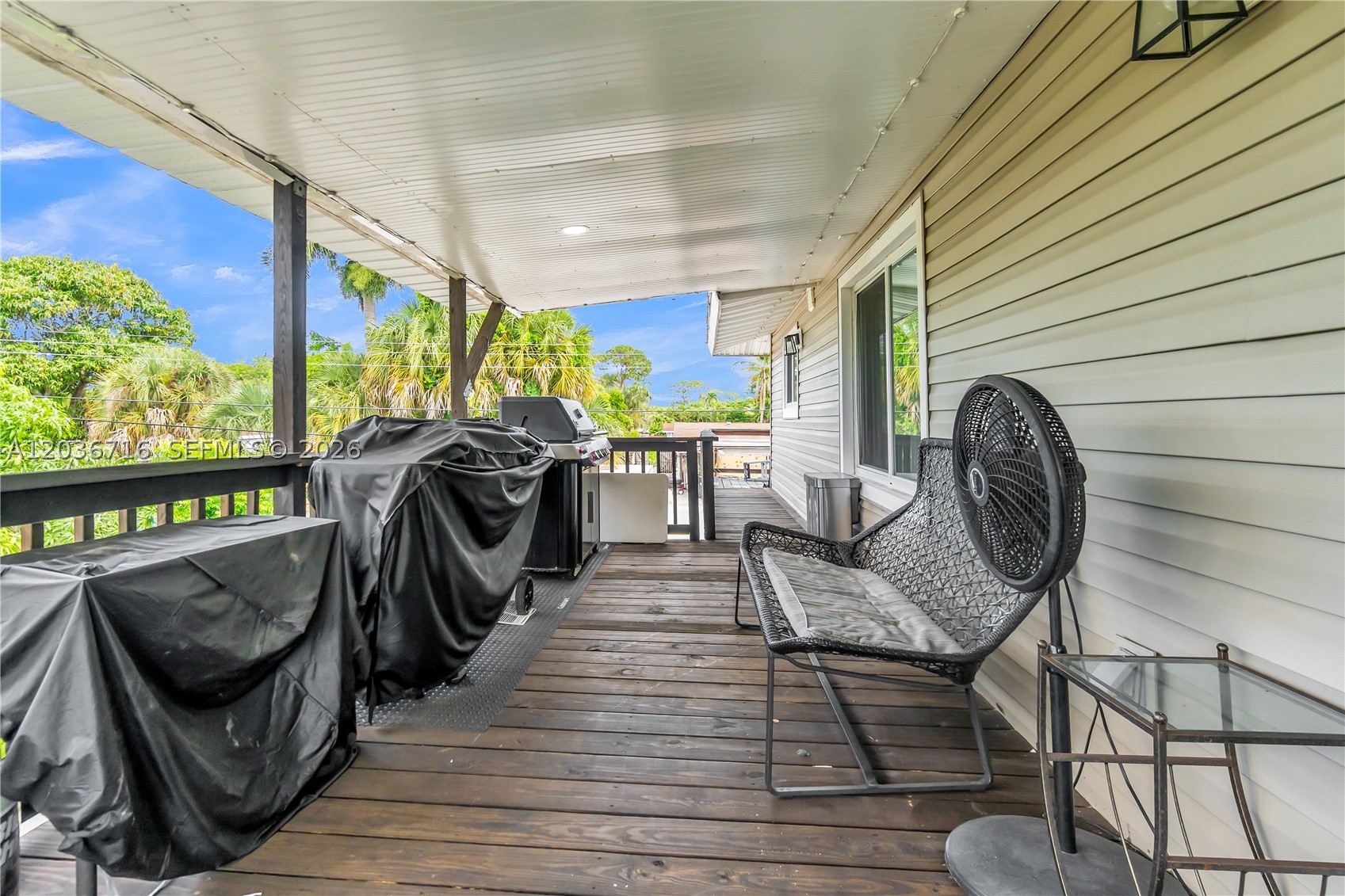 COUNTRY CLUB ACRES 5 - Residential
