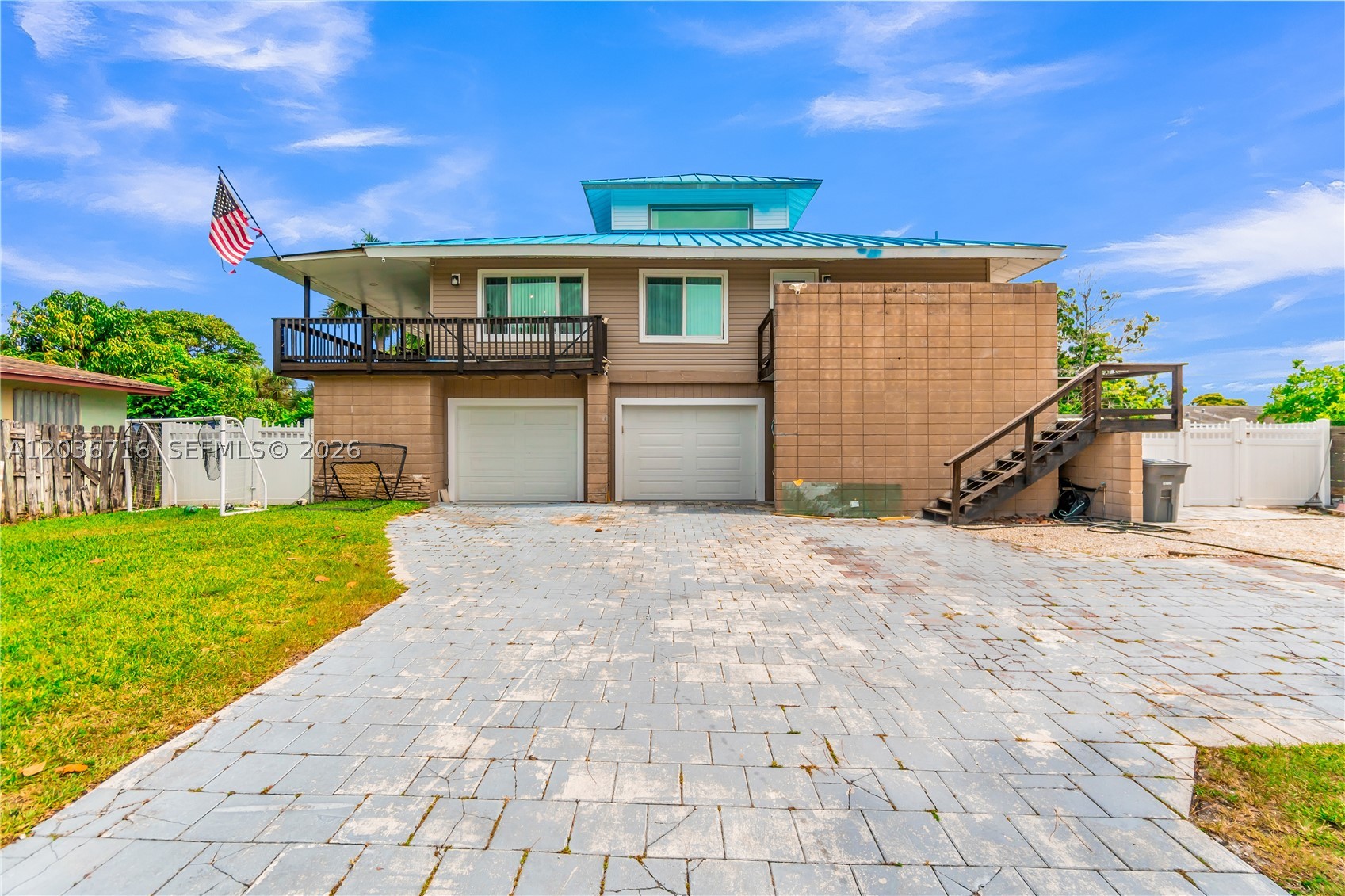 COUNTRY CLUB ACRES 5 - Residential