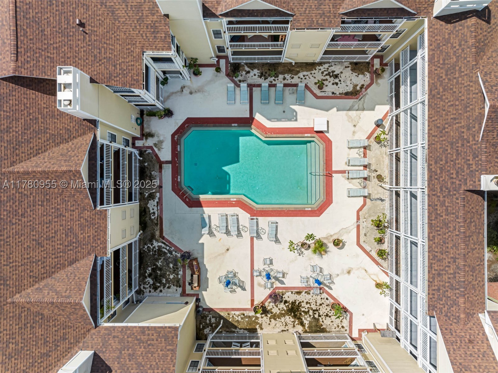 HYDE PARKPLACE II - Residential
