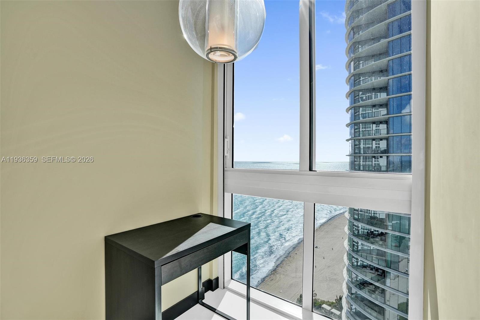 TDR TOWER III CONDO - Residential